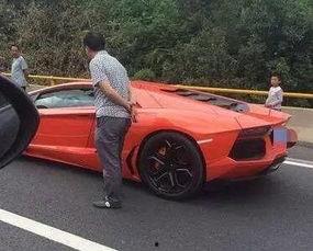 珠海车祸吃瓜事件,网络热议下的真相探寻与反思